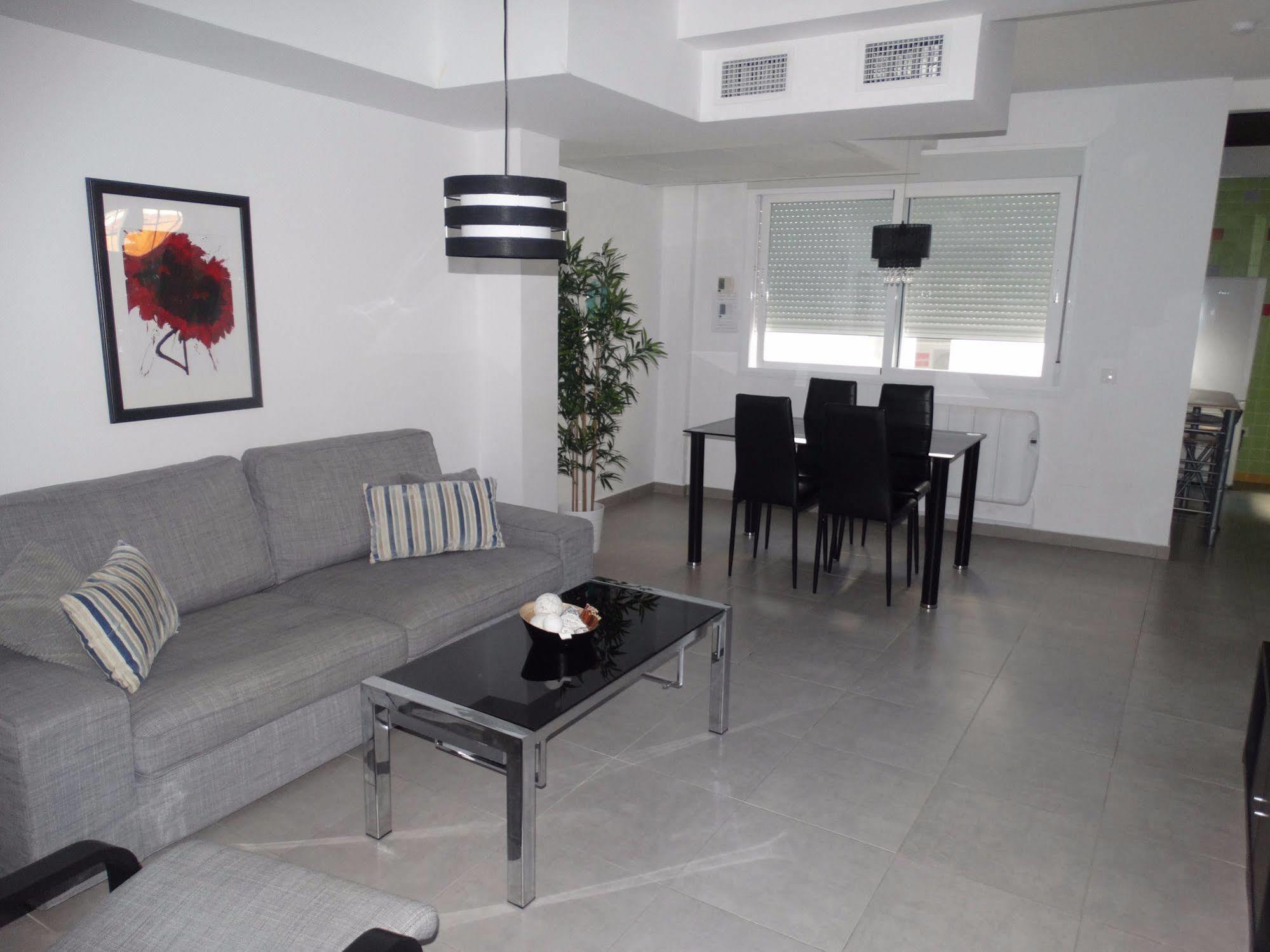 Malaga Apartamentos - Nuno Gomez, 24 Exterior photo